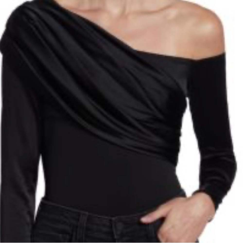 Elegant Black One-Shoulder Top